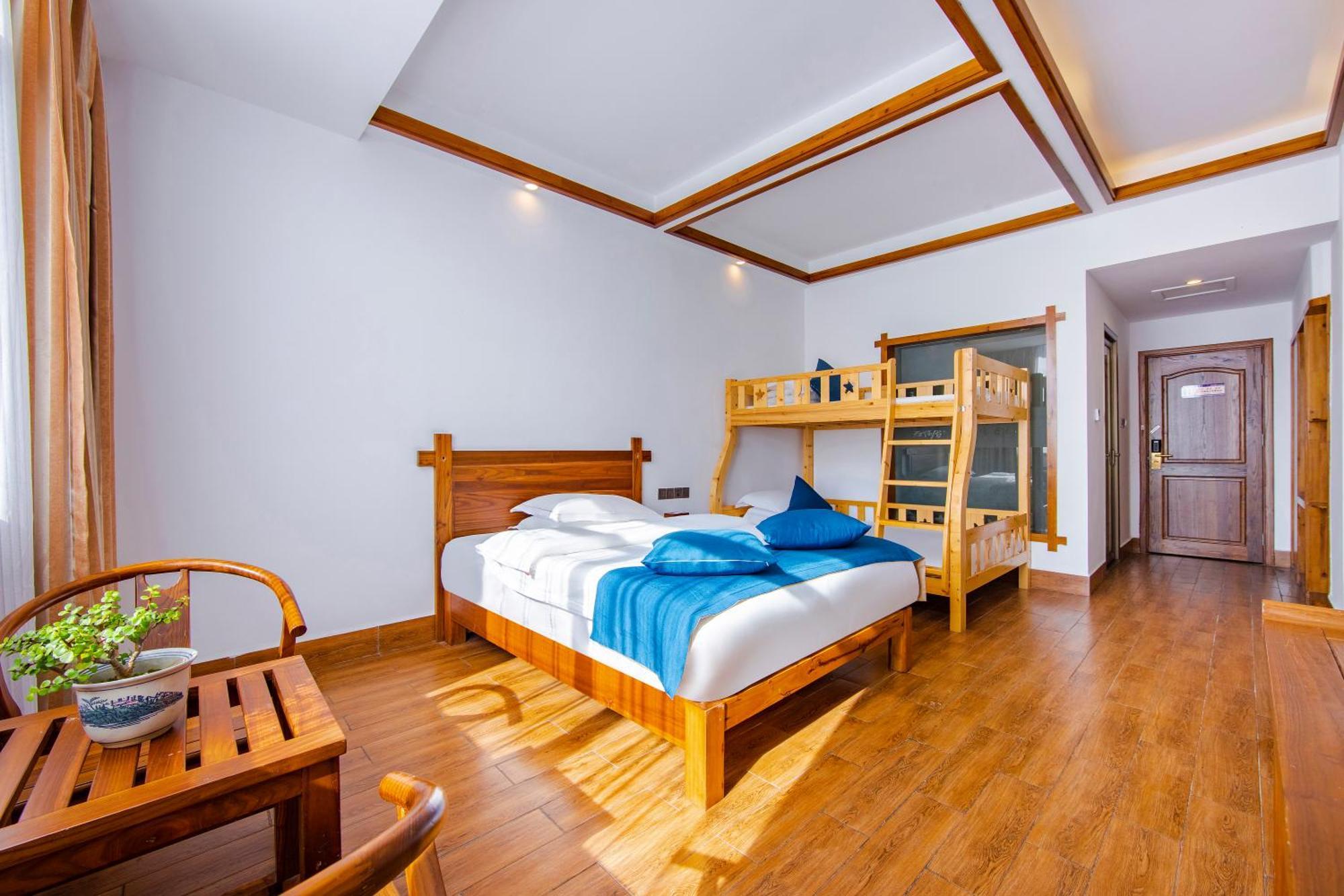 Guihua Road 106Th Hostel Csangcsiacsie Kültér fotó