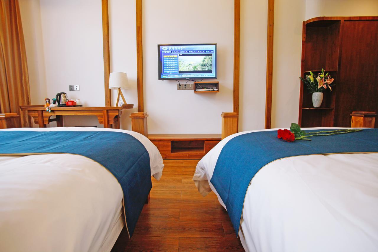 Guihua Road 106Th Hostel Csangcsiacsie Kültér fotó