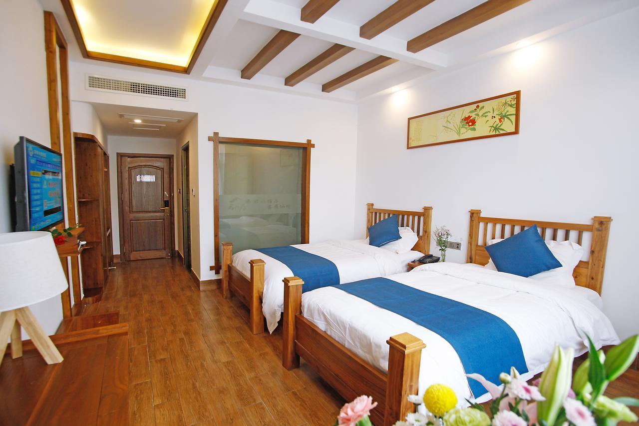 Guihua Road 106Th Hostel Csangcsiacsie Kültér fotó