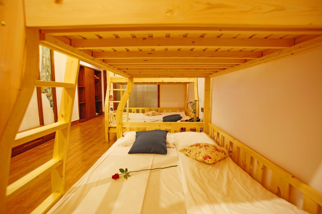 Guihua Road 106Th Hostel Csangcsiacsie Kültér fotó