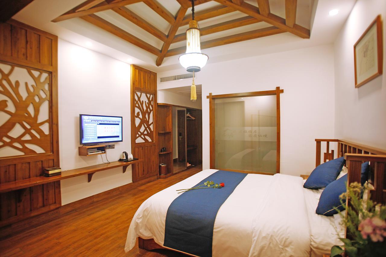 Guihua Road 106Th Hostel Csangcsiacsie Kültér fotó