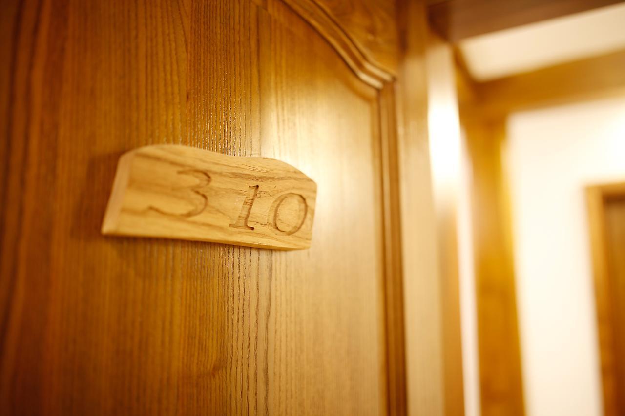Guihua Road 106Th Hostel Csangcsiacsie Kültér fotó