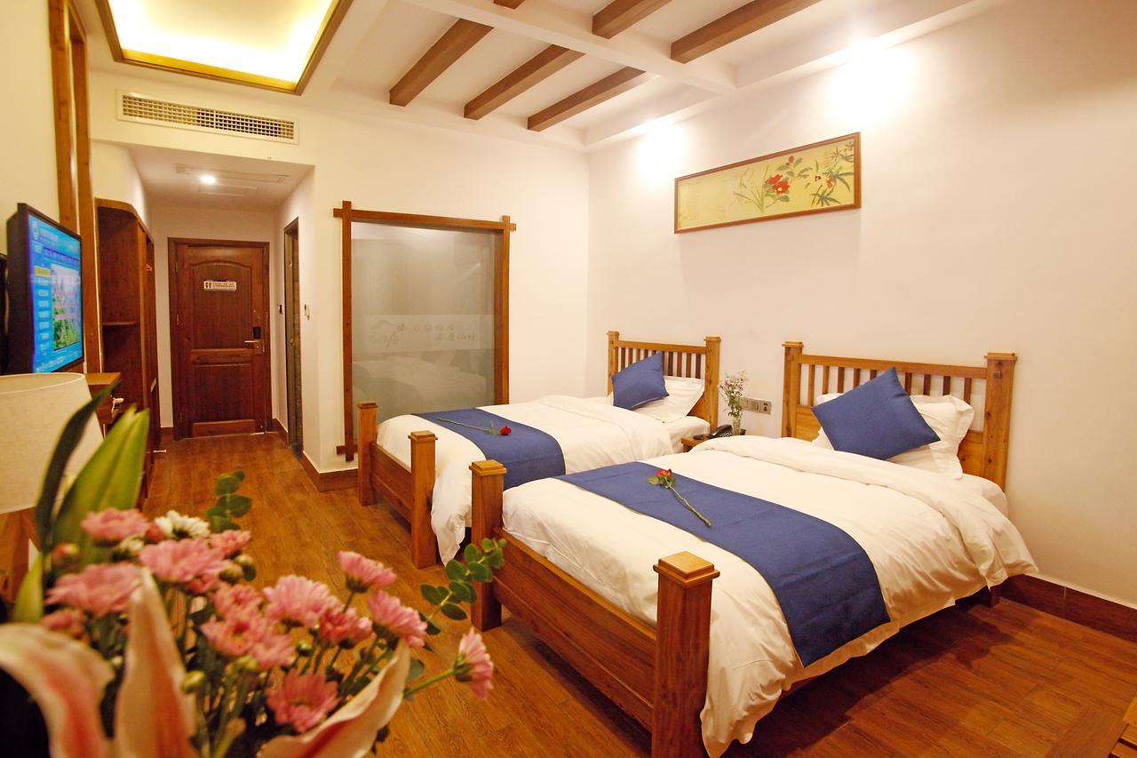 Guihua Road 106Th Hostel Csangcsiacsie Kültér fotó